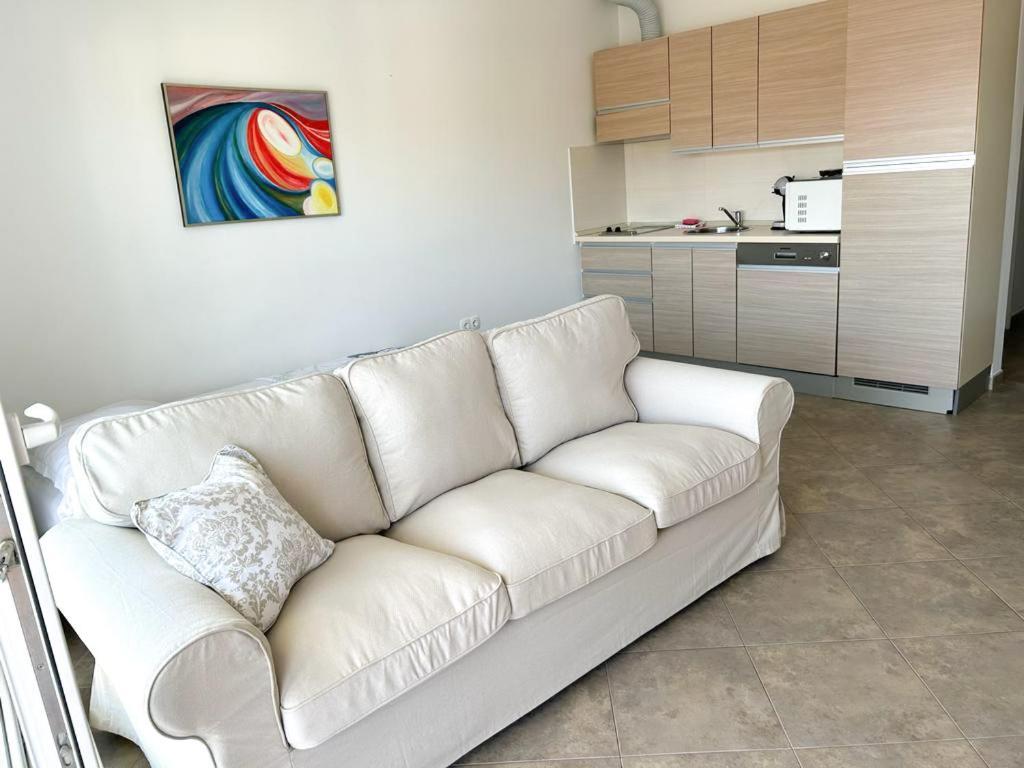 Apartments Oklopcic トロギール エクステリア 写真