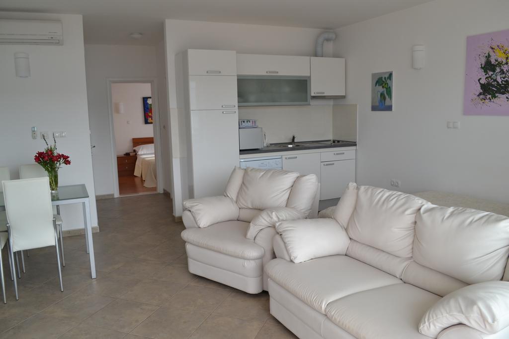 Apartments Oklopcic トロギール 部屋 写真