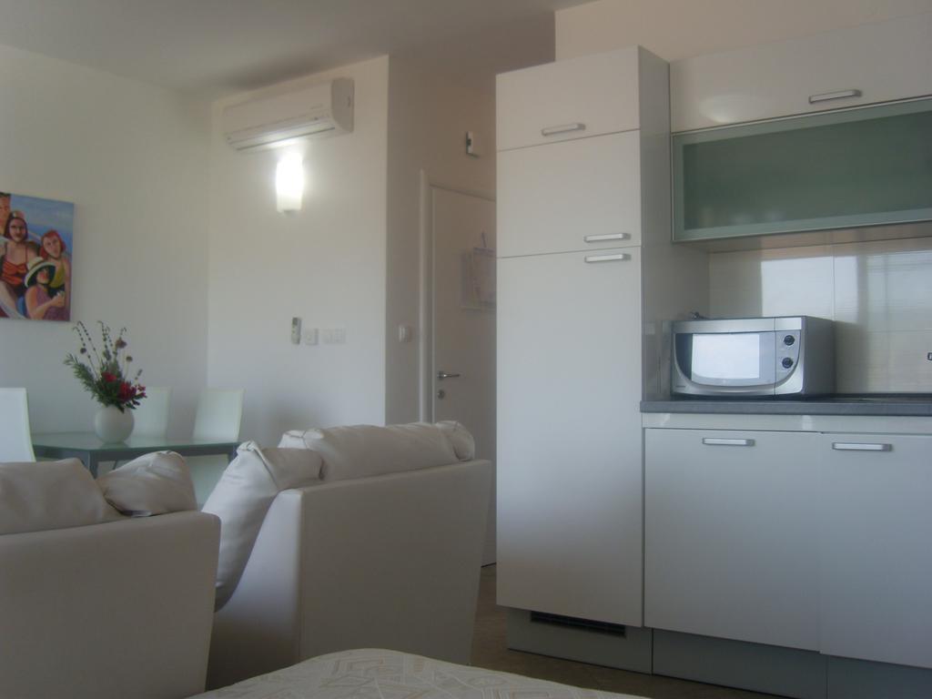 Apartments Oklopcic トロギール エクステリア 写真