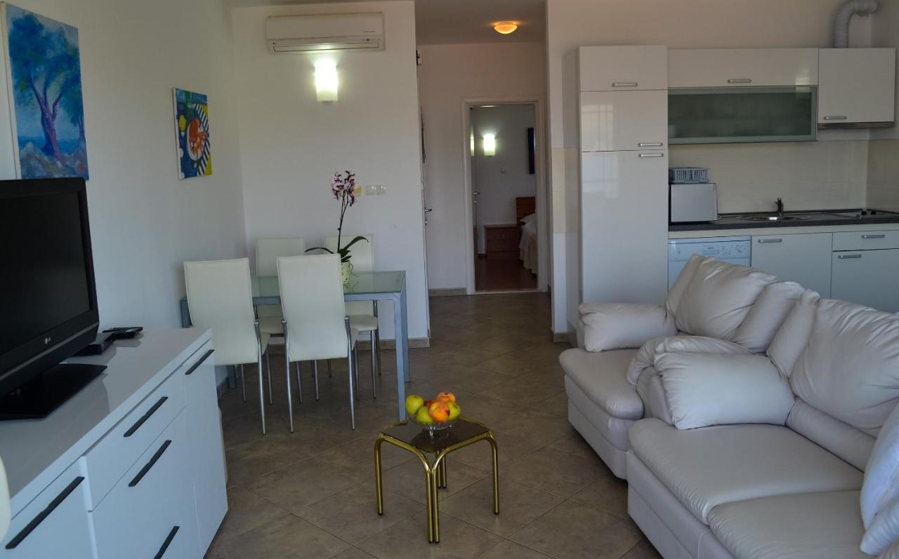 Apartments Oklopcic トロギール エクステリア 写真
